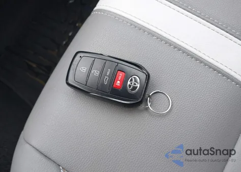 2025 Toyota Camry Se z USA, uszkodzony, nr VIN 4T1DBADK1SU506330